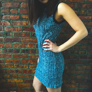 Black Rim Static Dress